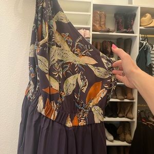 Free people one shoulder floral jumpsuit. XS